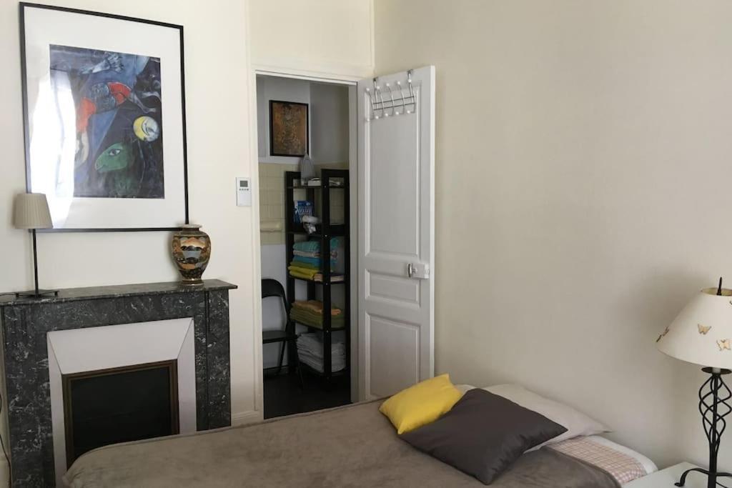 Grand Appartement Proche Cathedrale 4 Pers Reims Dış mekan fotoğraf